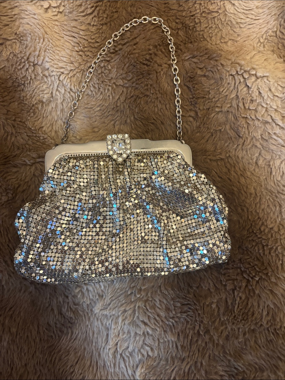 Whiting & Davis Silver Mesh Sequin Evening Wristlet with Jeweled Kiss Lock